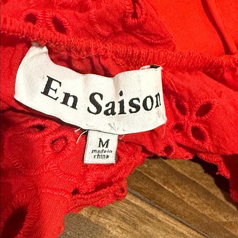 En Saison Scarlet Eyelet Blouse - Picture 6 of 6